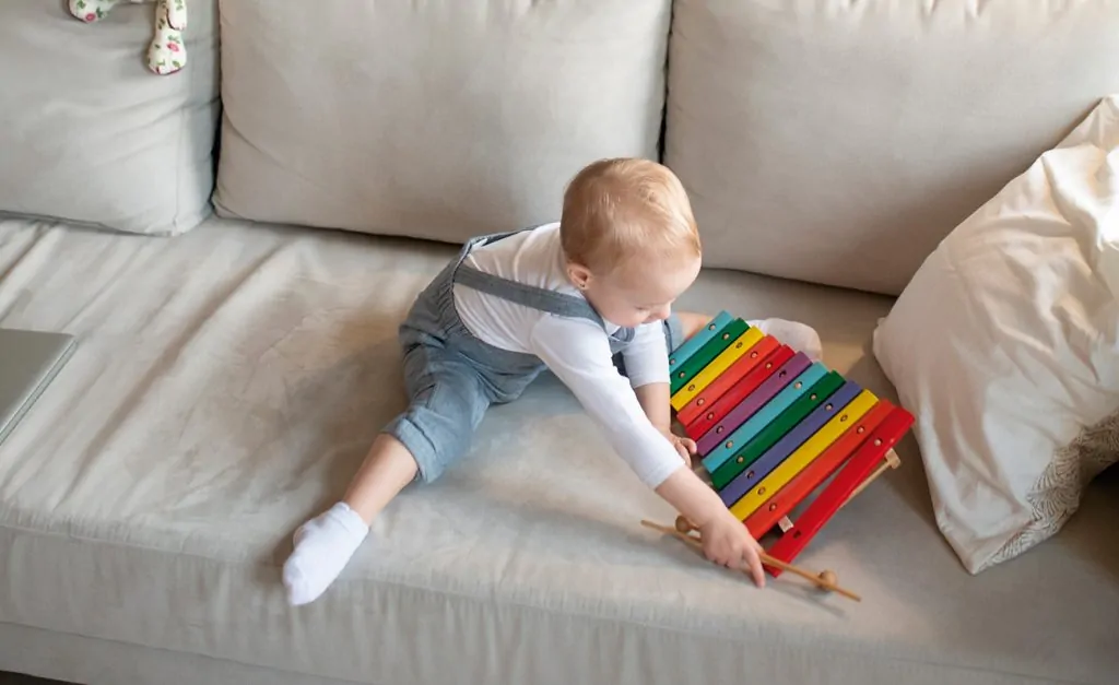 juguetes sonoros para niños sordos